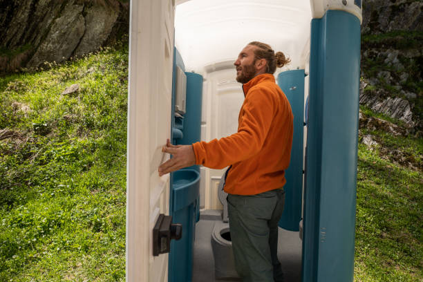 Best Best portable toilet rental  in Hwatha, IA